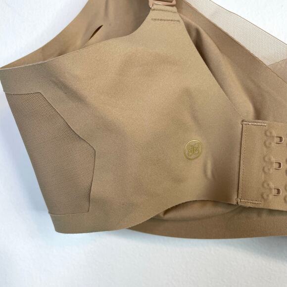 Honeylove Crossover Wireless Back Hook Lightly Padded Bra 36 B C 36B/C Sand Nude - Picture 6 of 16